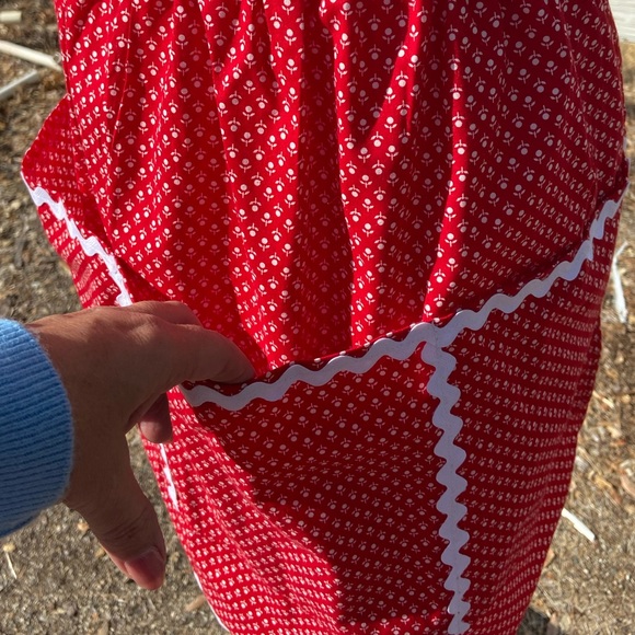 Vintage | Cottagecore Calico Rick Rack Apron - Picture 13 of 15